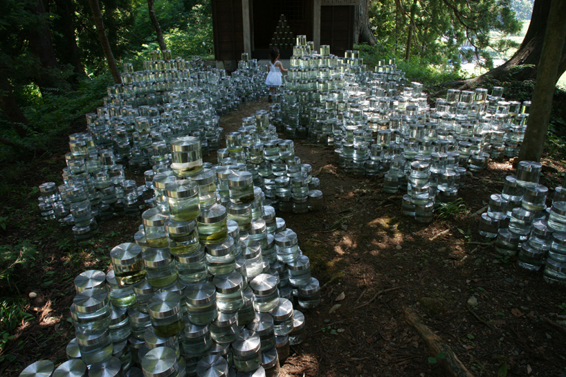 toshihiro komatsu's offering installation at echigo-tsumari art triennial