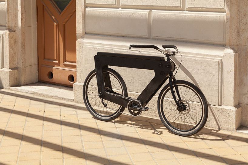tamás túri unveils REVO, the ultimate two-seater bike to roam around cities