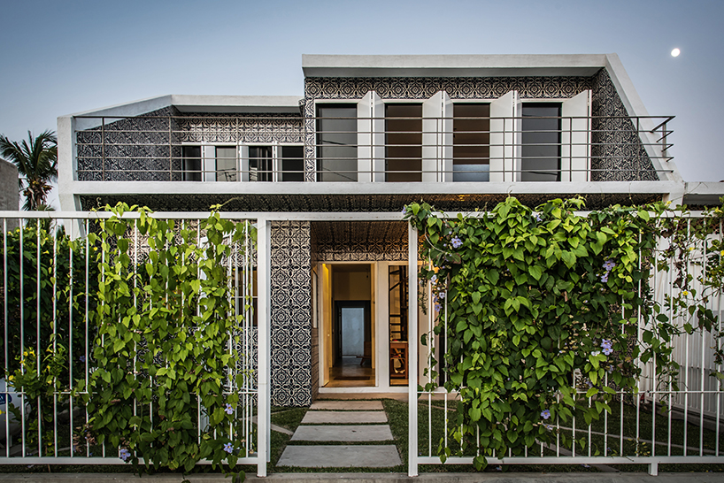 peter pichler converts 1960's house in jalisco using traditional mexican tiles