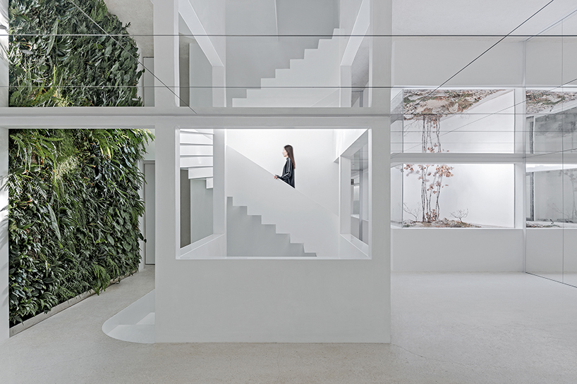 archstudio-mirror-garden-boutique-beijing-china-06-19-2019-designboom