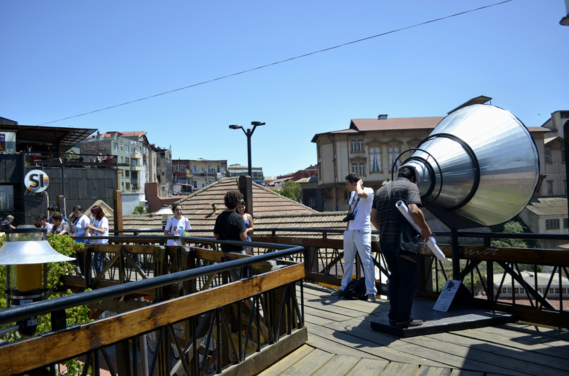 cecilia nercasseau gibson's fonópticos frames connect users to the urban landscape