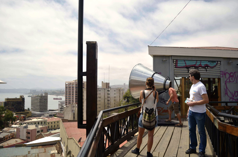 cecilia nercasseau gibson's fonópticos frames connect users to the urban landscape