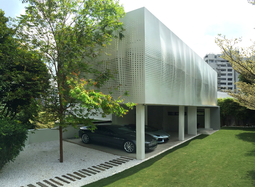 OOZN adds aluminium fabric skin to kuala lumpur house