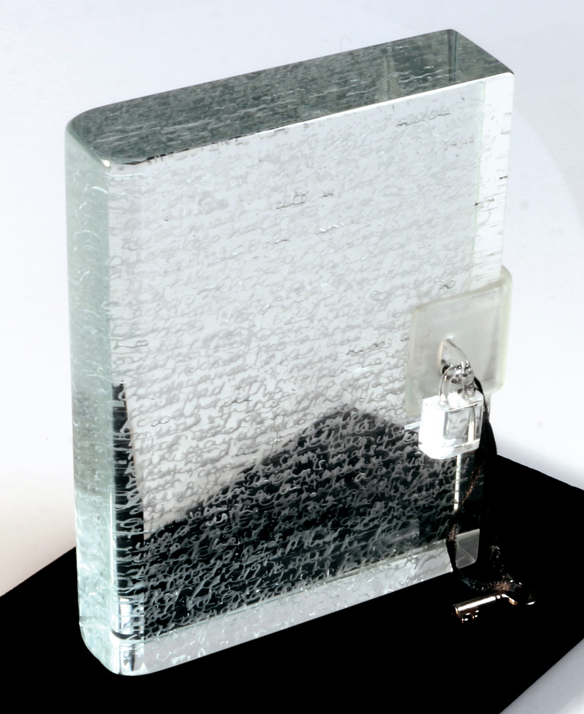 joanne mitchell digital tech air bubble artworks designboom joanne mitchell digital tech air bubble artworks designboom