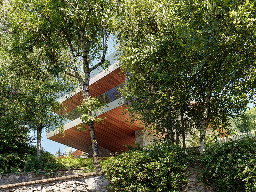buratti architetti villa carber val seriana italy designboom