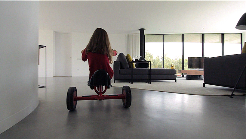 building pictures pays homage to stanley kubrick with its video tour of cabo de vila, portugal