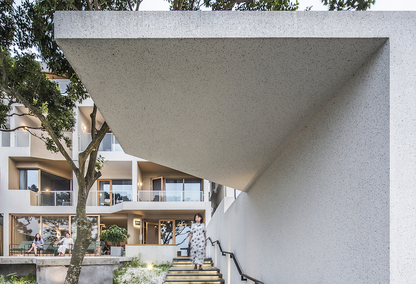 mat-office-beachside-hotel-zhujiajian-island-zhoushan-china-08-20-2019-designboom