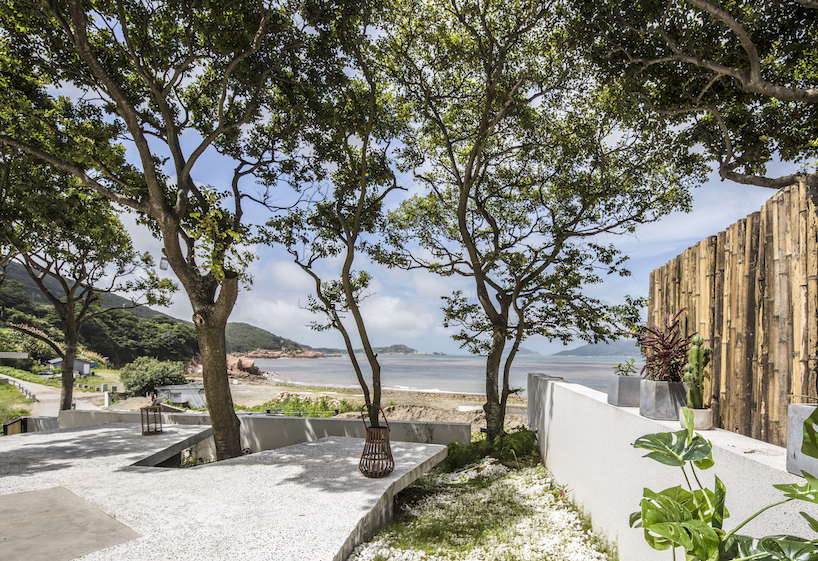 mat office frames ocean views in summer hotel in chinese island