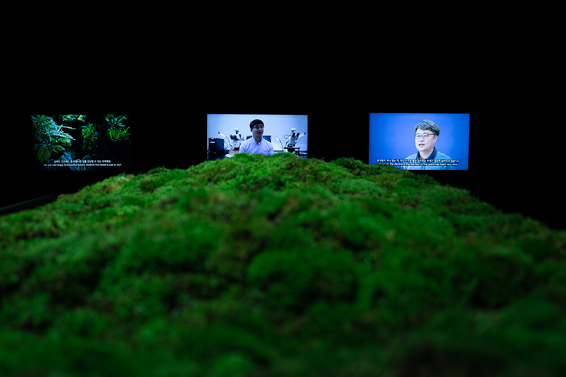 MOSS kinetic sound sculpture breathes and pulsates driven by global air quality data
