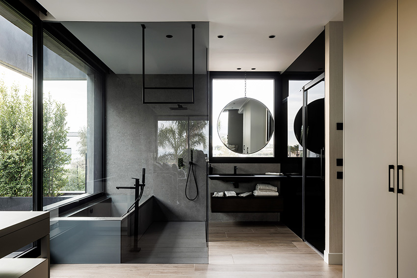 residence 321 engulfs in exotic greenery for asian-inspired oasis in valencian hillside