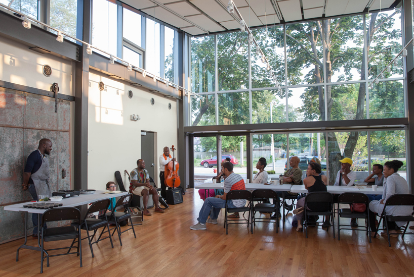 dorchester art housing collaborative public housing chicago illinois