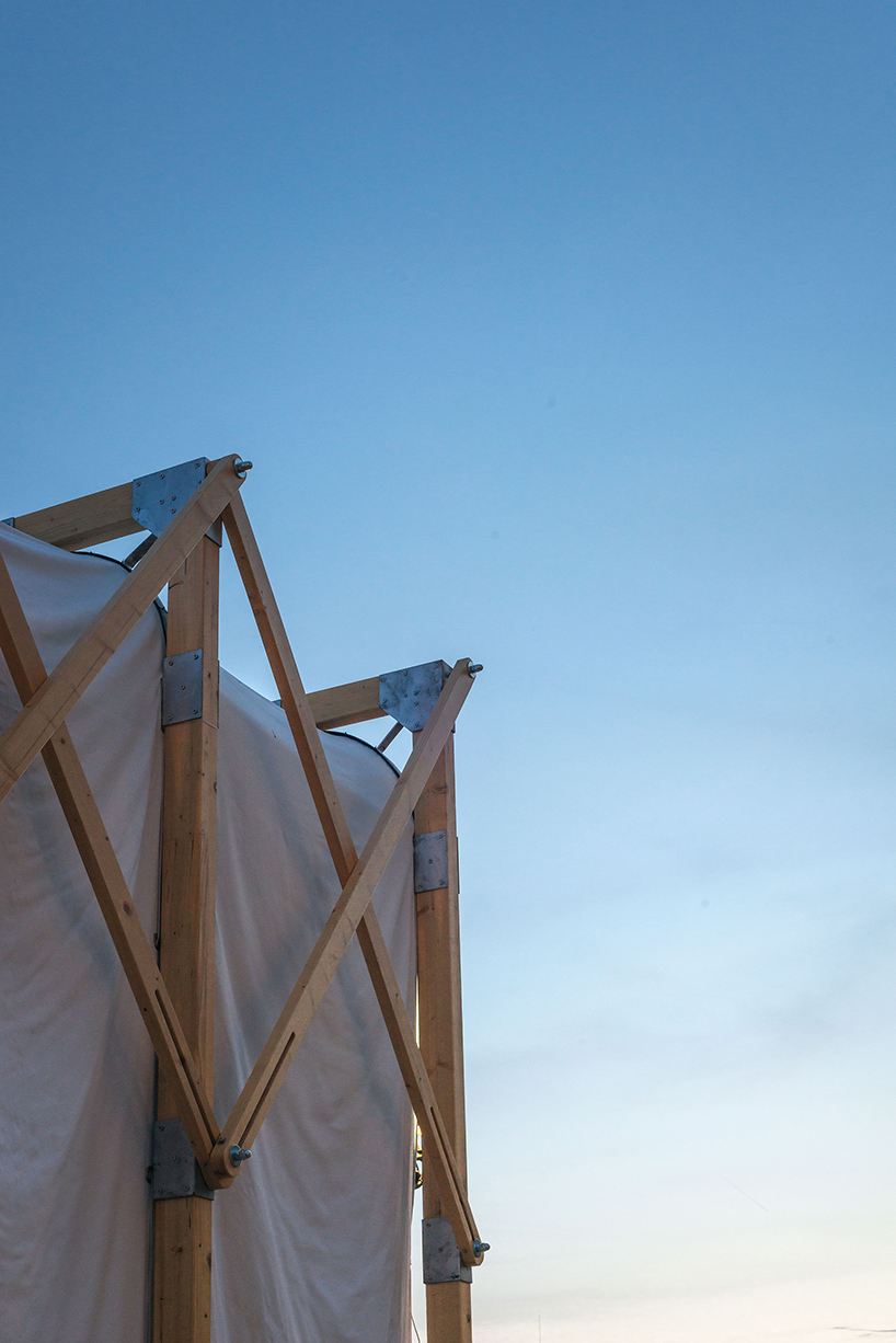 omri revesz designs a street cinema for the VAC foundation during the venice film festival