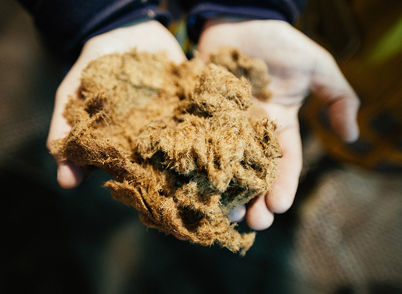 the andes house creates room dividers with composite wooden boards the andes house proyecto ensamble cholguan designboom