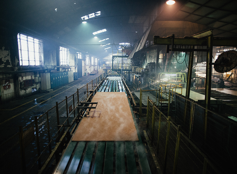 the andes house creates room dividers with composite wooden boards the andes house proyecto ensamble cholguan designboom