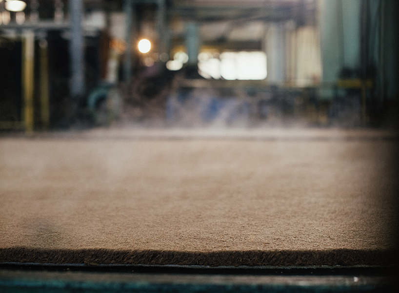the andes house creates room dividers with composite wooden boards the andes house proyecto ensamble cholguan designboom