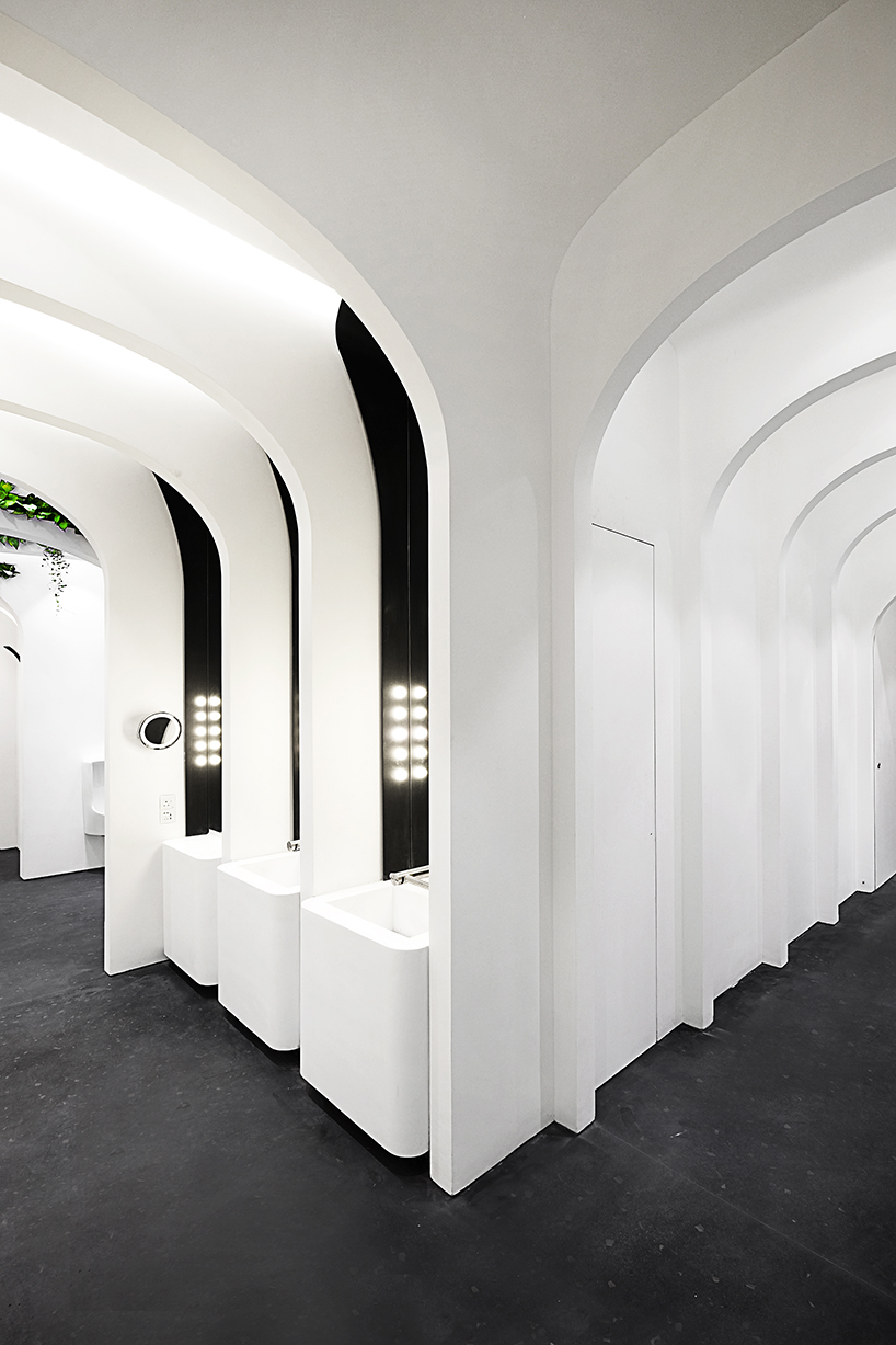 Ida&Billy's arched washroom experience reminiscent of european elegance