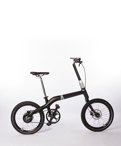 frederic boonen develops aluminum hinged, folding carbon fiber city bicycle