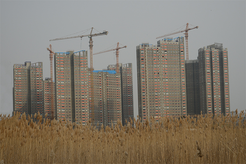 manuel alvarez diestro documents north east asia's islands of industry