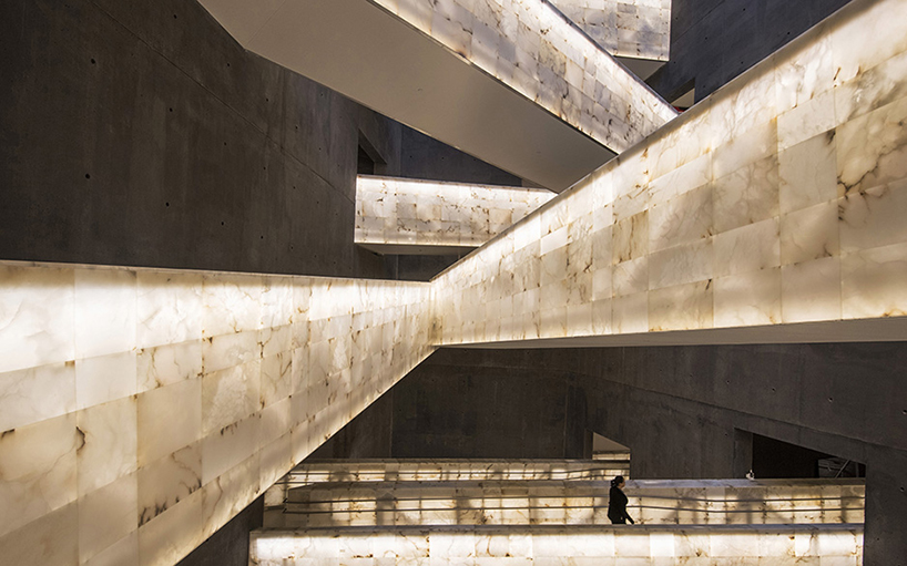 illuminated ramps receive acclaim at canadian museum for human rights