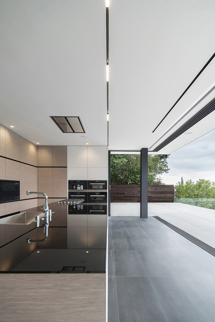 domaen ell spec residence luxe list llc beverly hills designboom