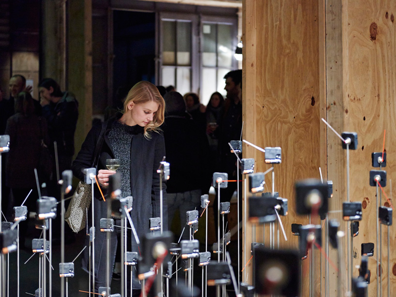 schunck d&ouml;lker inzwischen das blumen exhibition designboom