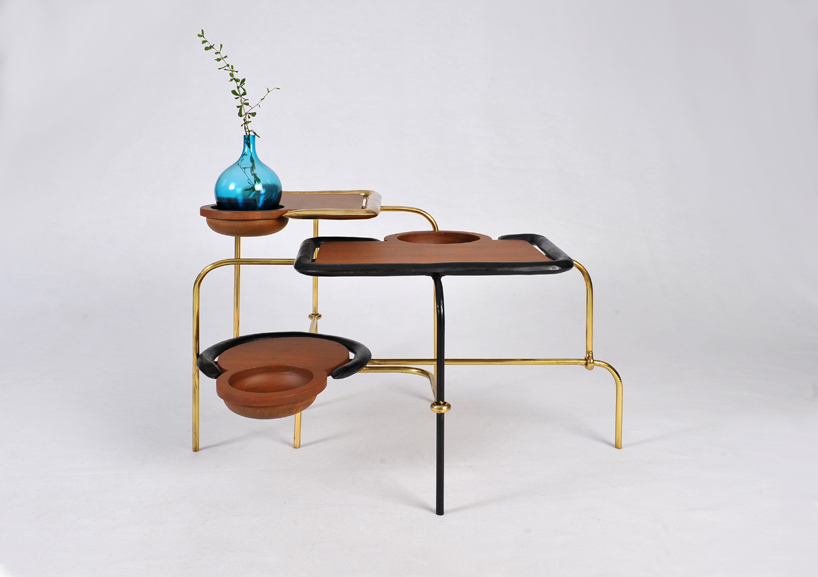 apiwat chitapanya's compound table uses intersecting elements