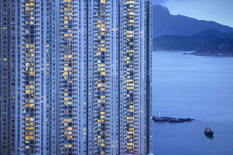 romain jacquet-lagrèze captures hong kong's blue moment in photo series