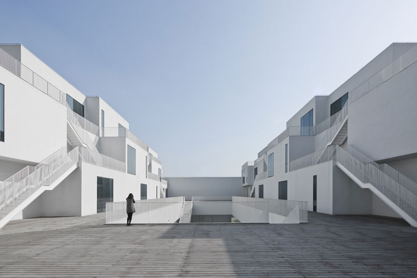 RD office manufacturing facility atelier deshaus