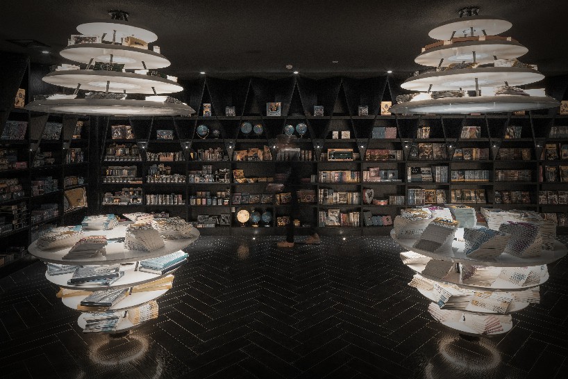 xliving-bookstore-zhongshuge-minhang-district-china-09-04-2019-designboom