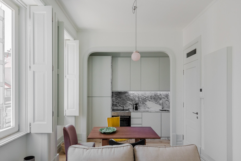 pedro ferreira refurbishes art deco house into tourist-use unit in porto