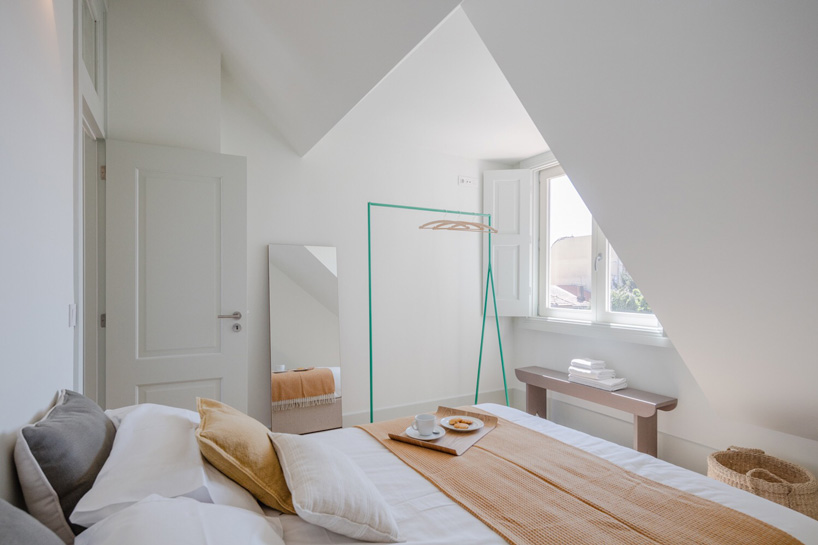 pedro ferreira refurbishes art deco house into tourist-use unit in porto