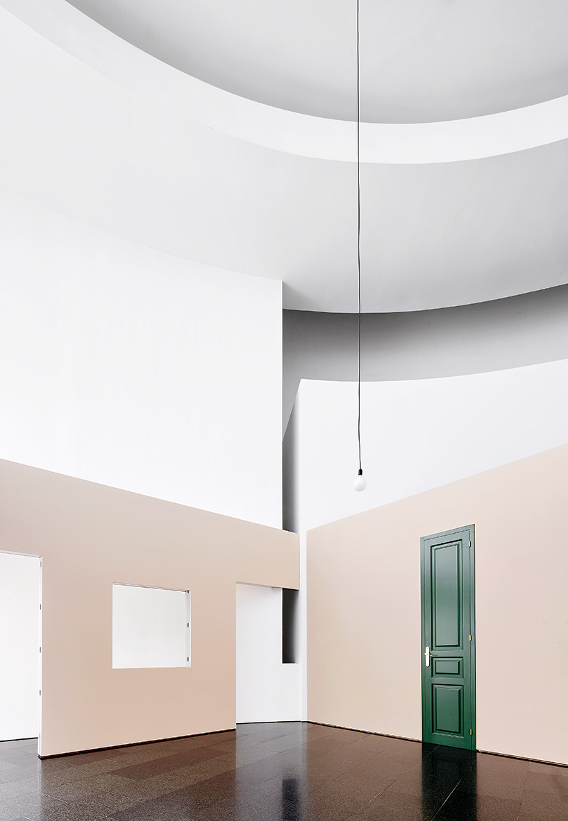 MAIO desings the exhibition display system for species of spaces at the MACBA