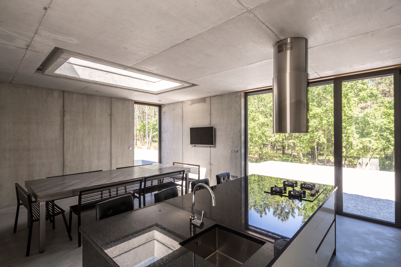 waataa quinta do carregal house portugal designboom