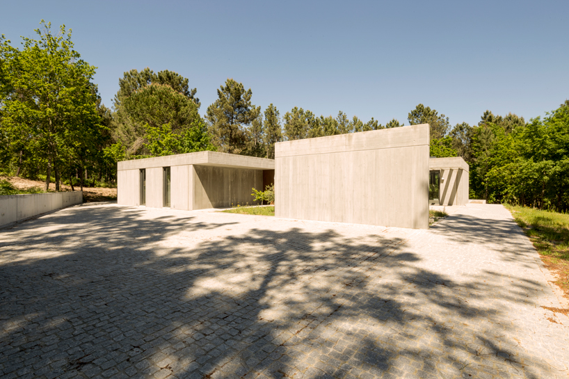waataa quinta do carregal house portugal designboom