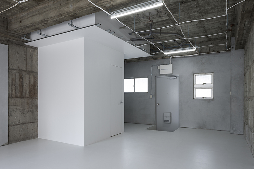 studio 2001 strips back tokyo office to create an adaptive, minimal workplace