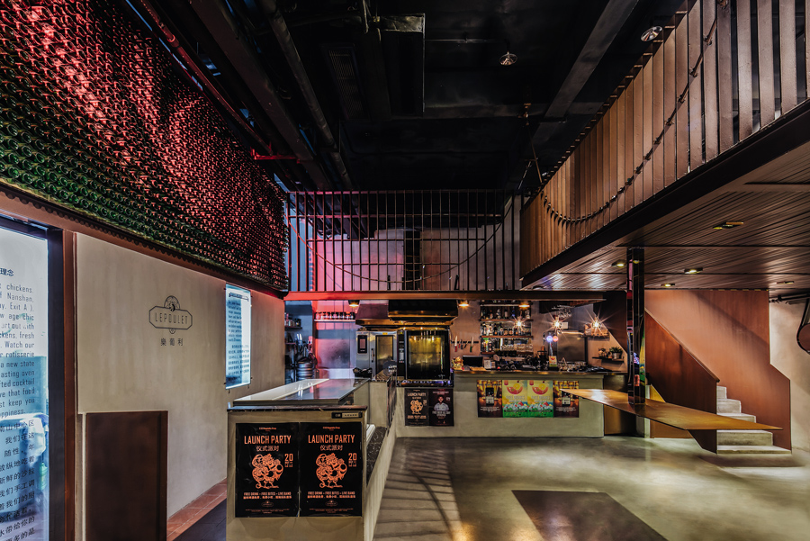 dongqi design adorns chinese eatery with suspended steel mezzanine