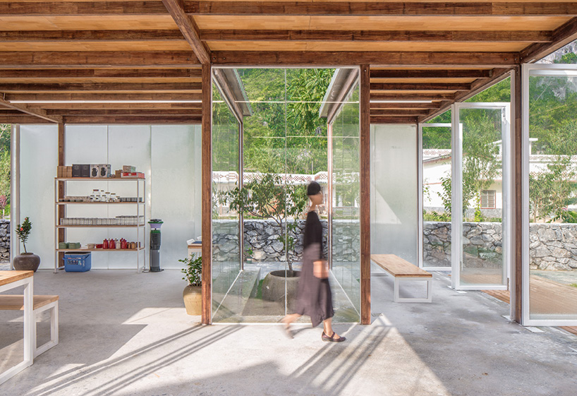 AA.Lab revives a traditional cob brick cottage, the last of its kind in yangshan village