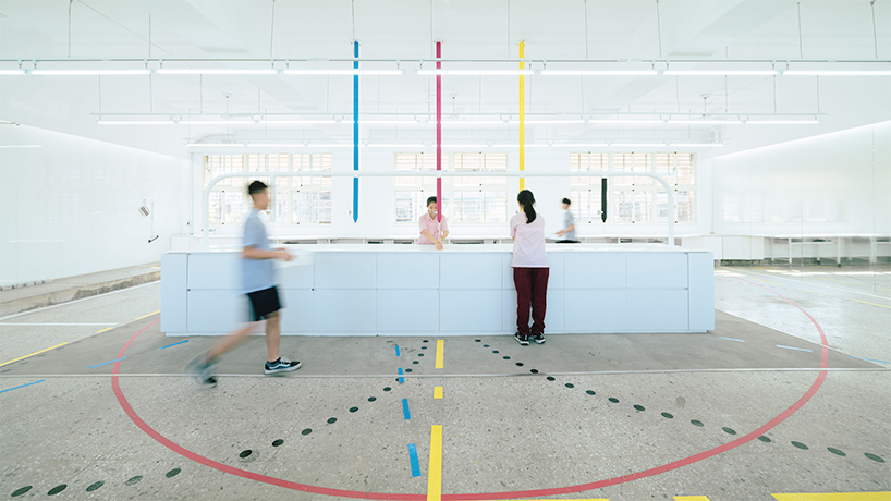 cloudform laboratory transforms common classroom into creative space in taiwan