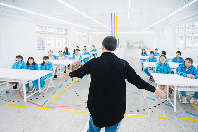 cloudform laboratory transforms common classroom into creative space in taiwan