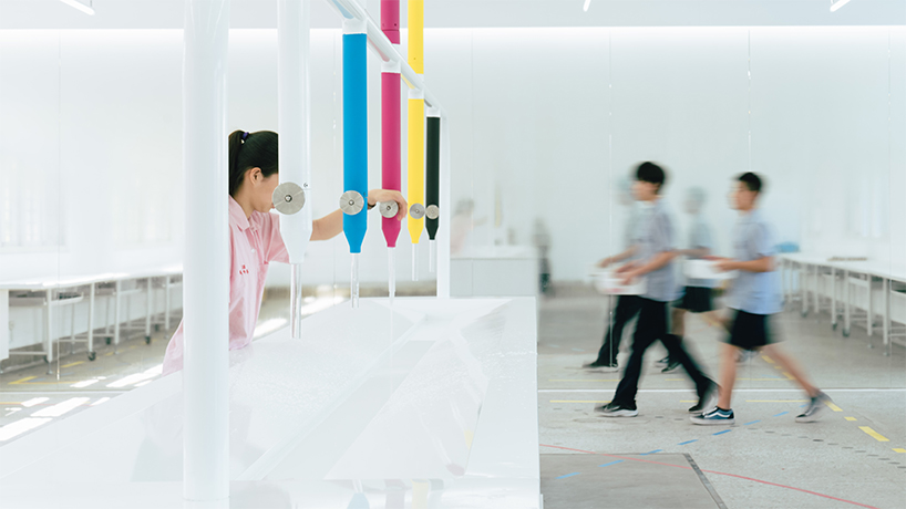 cloudform laboratory transforms common classroom into creative space in taiwan