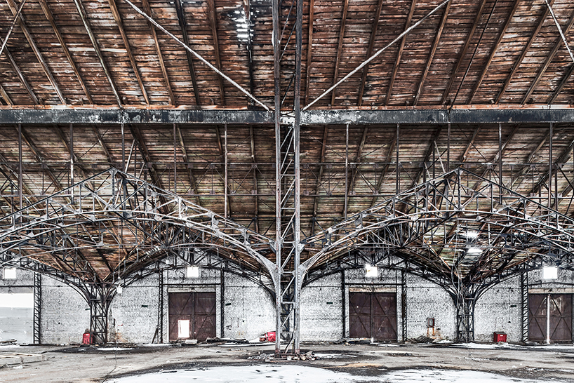 roberto conte captures threatened architectural monuments in nizhny novgorod, russia