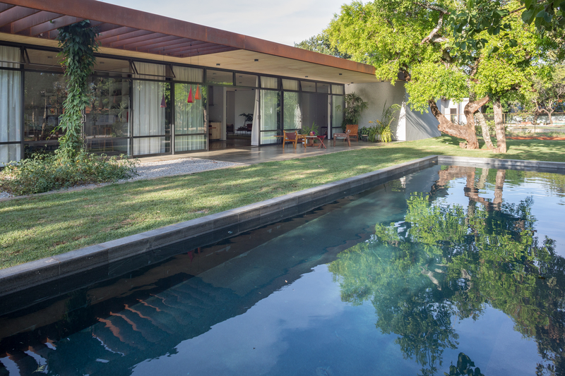 translucent house in brasil by samuel lamas offers enhanced connection with nature