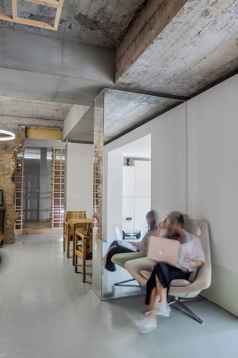 glass + steel additions define beijing film studio by cun-design