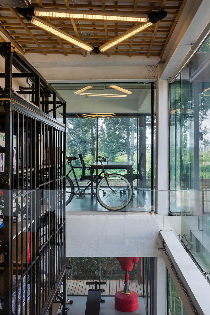 glass + steel additions define beijing film studio by cun-design