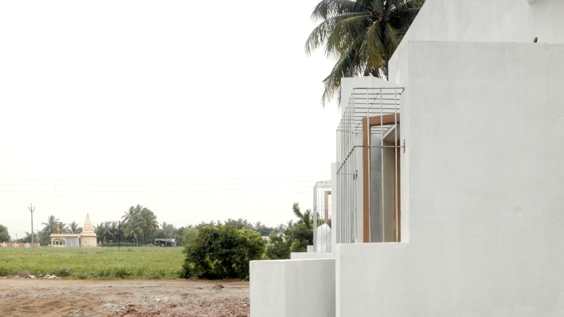 a delicate relationship between nature, humans, and built form unravels in rural indian home
