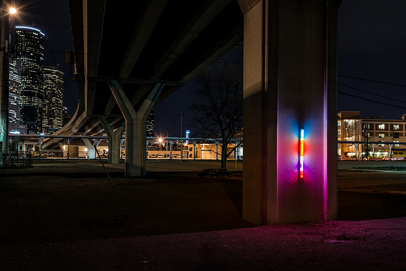 tim derrington's 'AN.AURORA' uses ubiquitous fluorescent light to create beauty through color