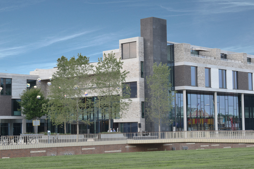multifunctional culture and education center in netherlands by jeanne dekkers architectuur