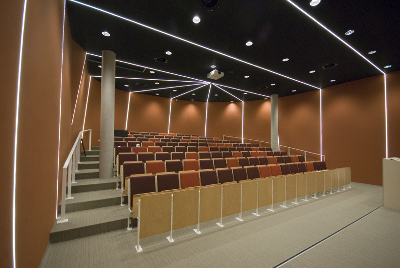 multifunctional culture and education center in netherlands by jeanne dekkers architectuur