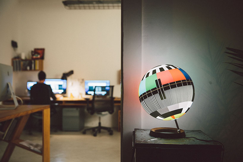 simon forgacs mono lamp designboom 