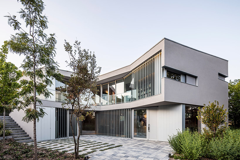 05 AM arquitectura house exhibition space designboom